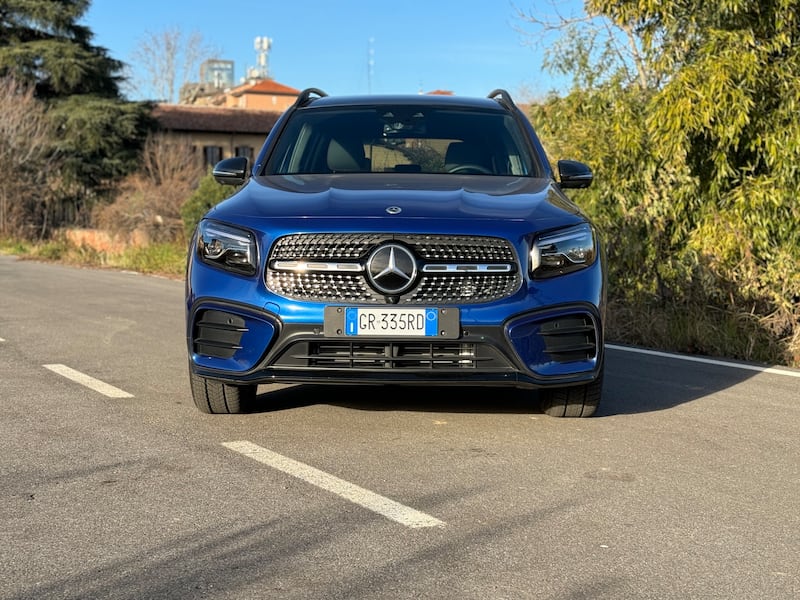 Mercedes GLB 2024: guarda la gallery del suv tedesco premium 4