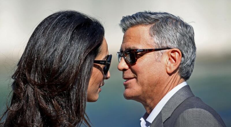 Amal Alamuddin: icona di stile al fianco di George Clooney 4