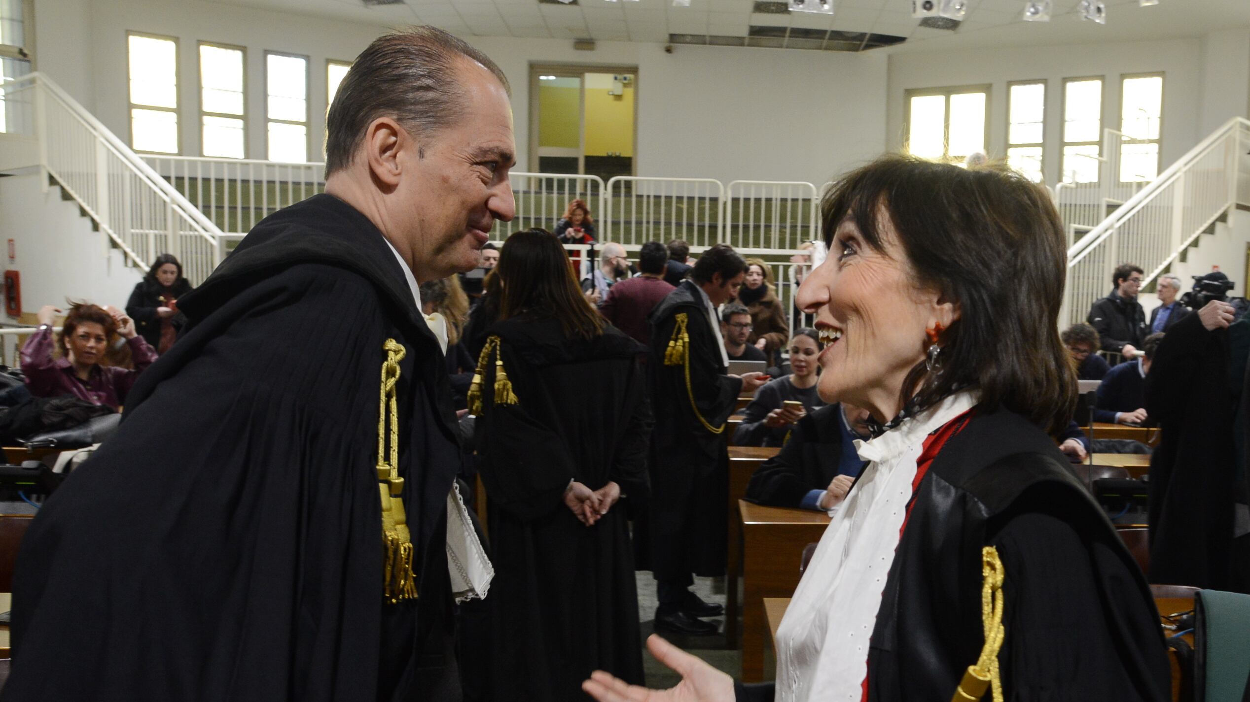 Ruby Ter, è accanimento. Il Cav (assolto) è morto ma i pm fanno ricorso