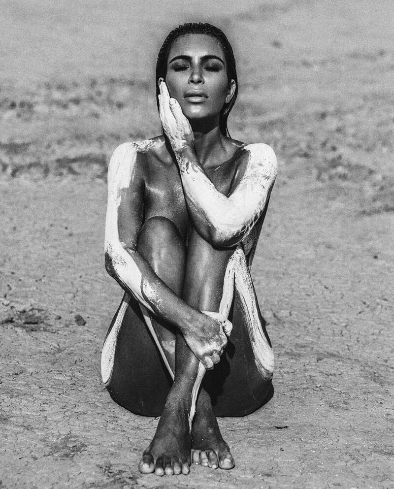 Kim Kardashian, tutti i nudi su Instagram 6