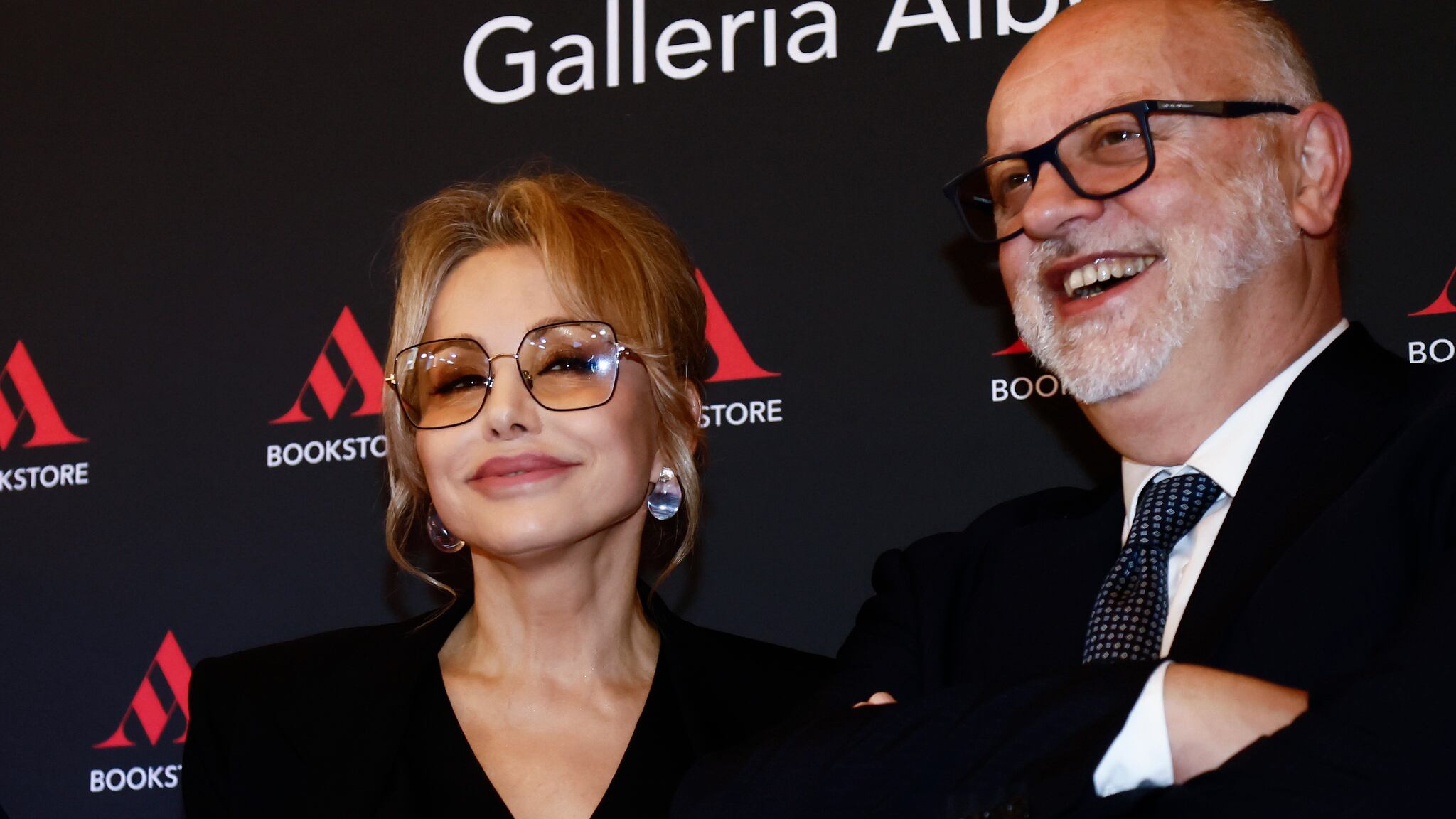 Mondadori, più dividendi. "No a guerre per Adelphi"