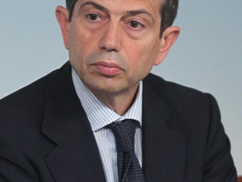 Grillini sulle barricate: caccia a Lupi