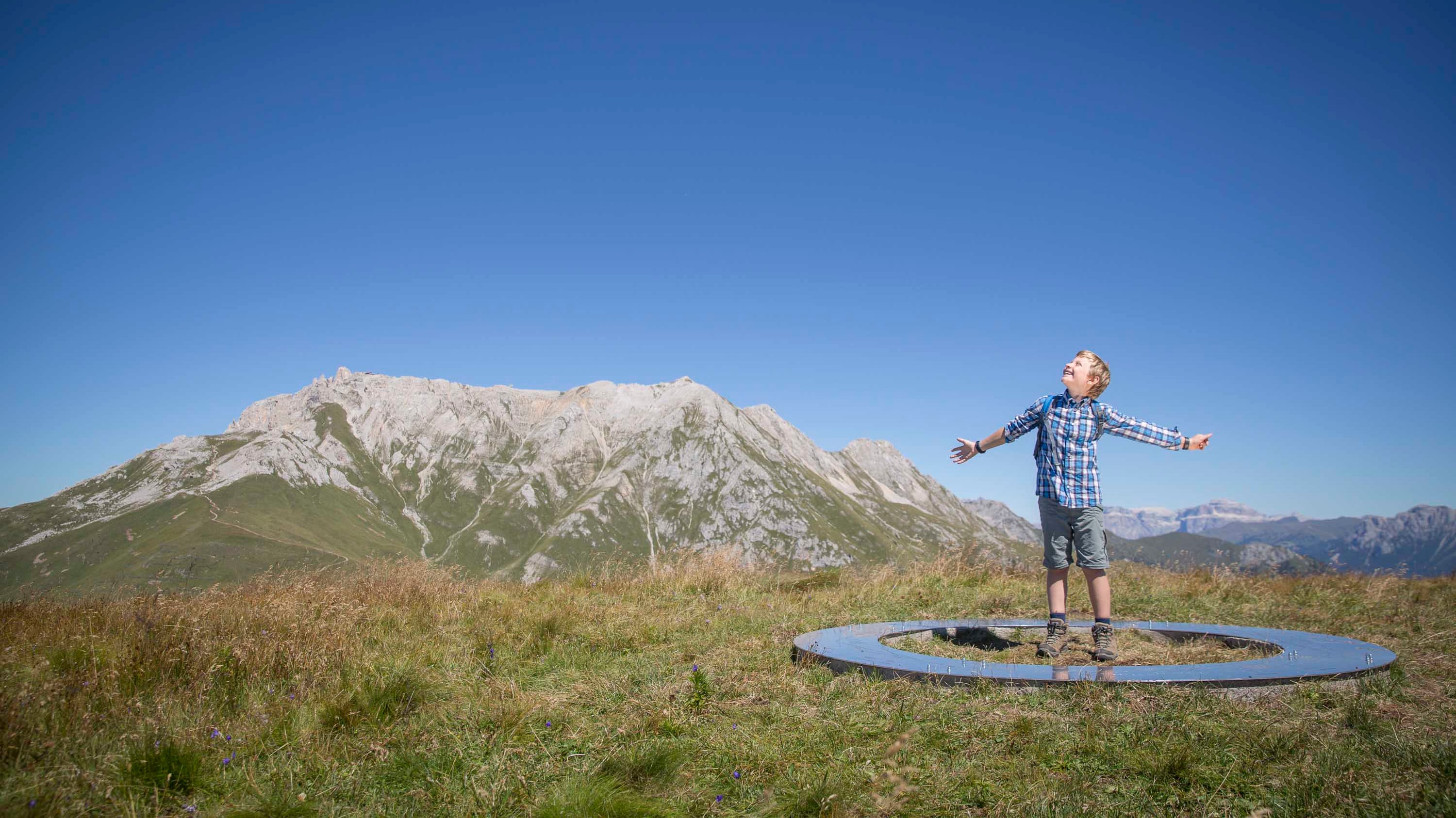 Piccoli esploratori sul Latemar: il Geotrail Dos Capèl svela i segreti delle Dolomiti