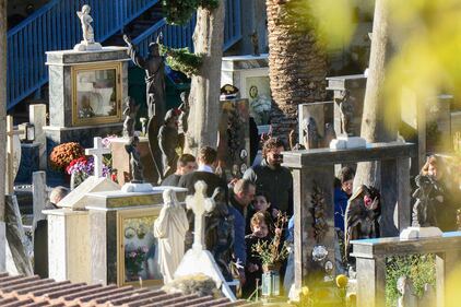 Riina sepolto al cimitero di Corleone 11