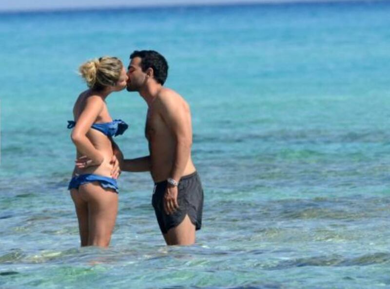 Costanza Caracciolo e Primo Reggiani al mare 7