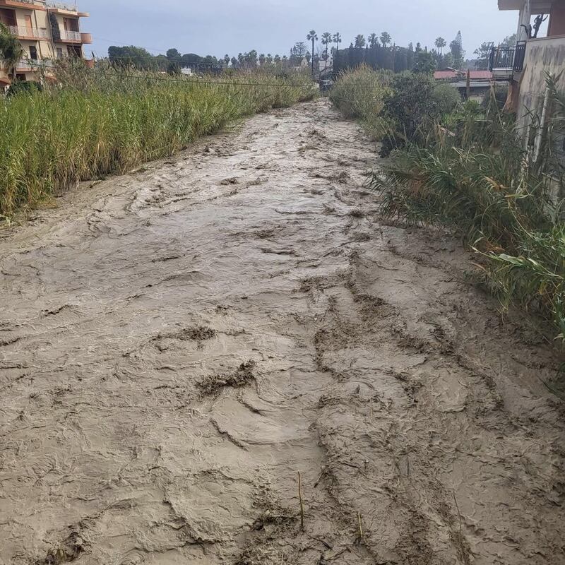Alluvione nel messinese: fiume di fango a Zafferia 2