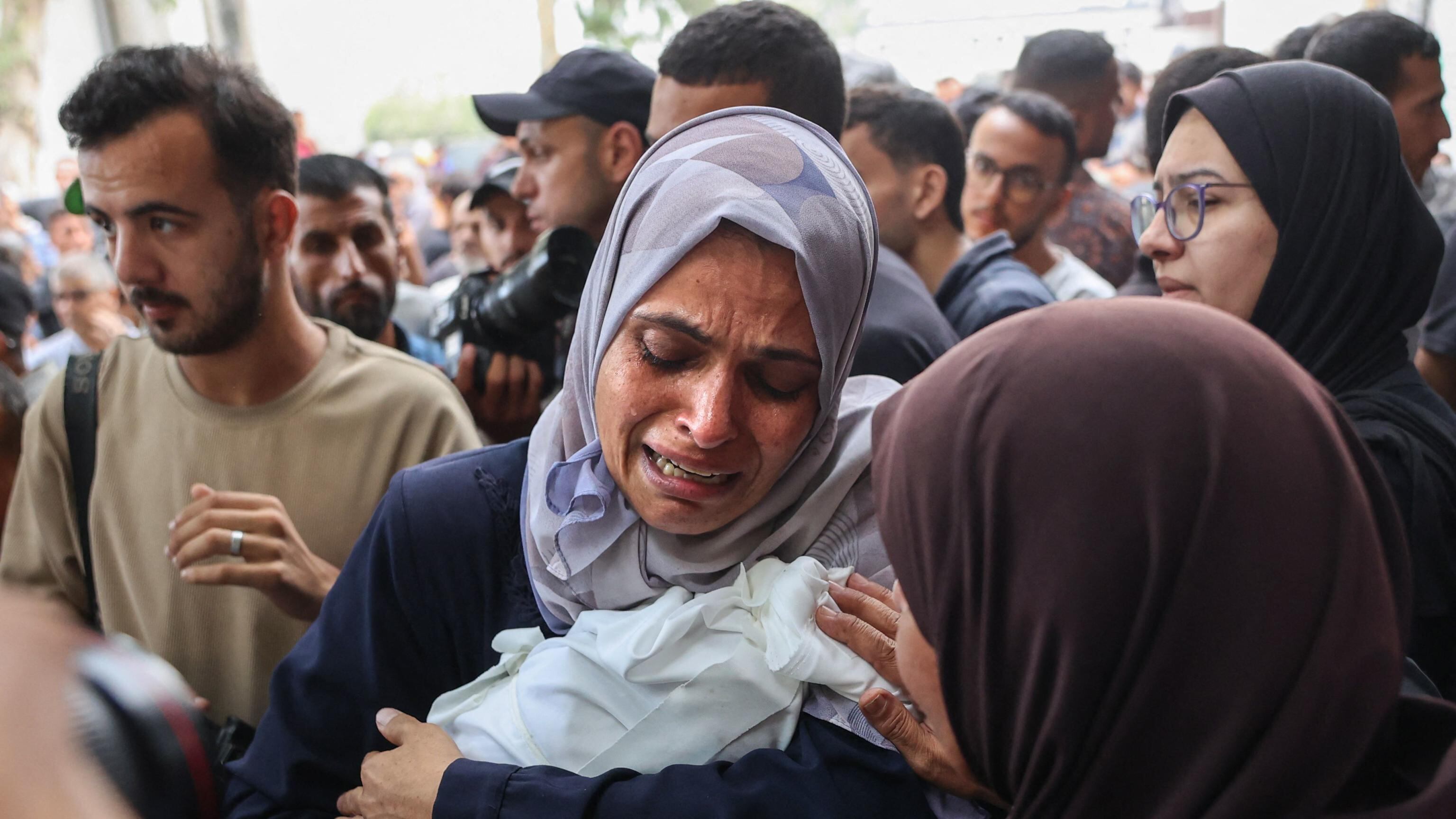 Gaza, l'ultima mossa americana per un accordo di fine guerra. Il Papa: "Sì alla Palestina"