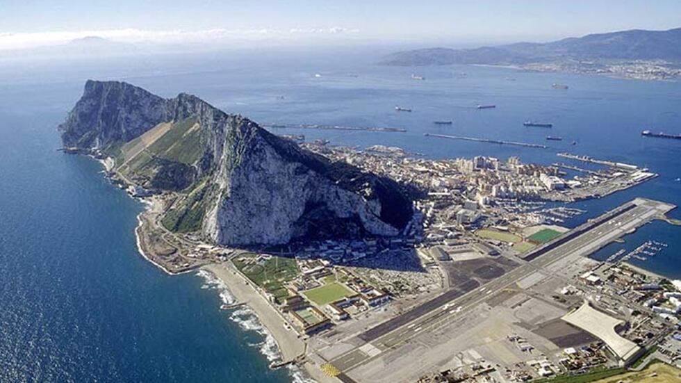 La Spagna mette gli occhi su Gibilterra: "Dopo la Brexit se ne parlerà"