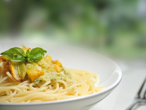 Dieta mediterranea: scioglie il grasso accumulato nel fegato