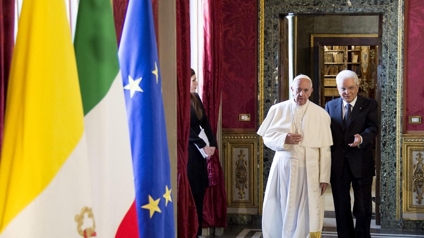 Il Papa aveva "scelto" Draghi e spunta l'asse con il Quirinale