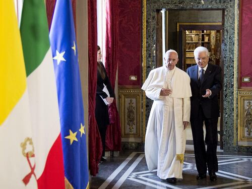 Il Papa aveva "scelto" Draghi e spunta l'asse con il Quirinale