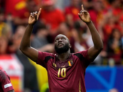 Calciomercato, tra colpi e sogni: Lukaku-Napoli e Osimhen-PSG, può partire il domino