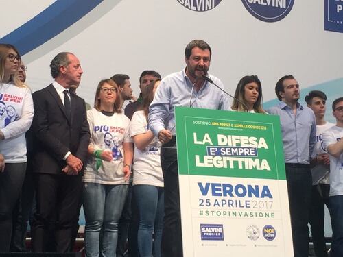 Don Antonio appoggia la legittima difesa: "Sono d'accordo con Salvini"