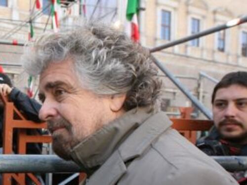 Grillo ospita sul suo blog l'ex nemico Di Pietro