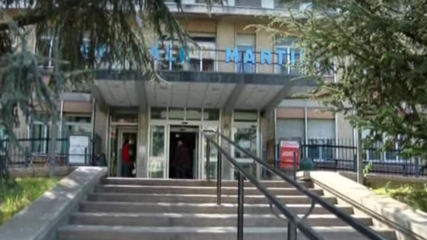 Torino, non dà l'elemosina: 59enne aggredito da mendicante romena