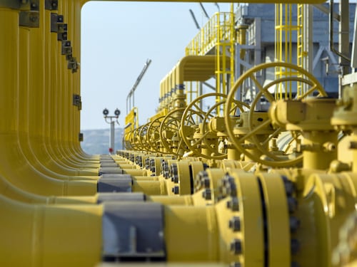 “Da domani pagamenti del gas in rubli”: la mossa finale dello zar
