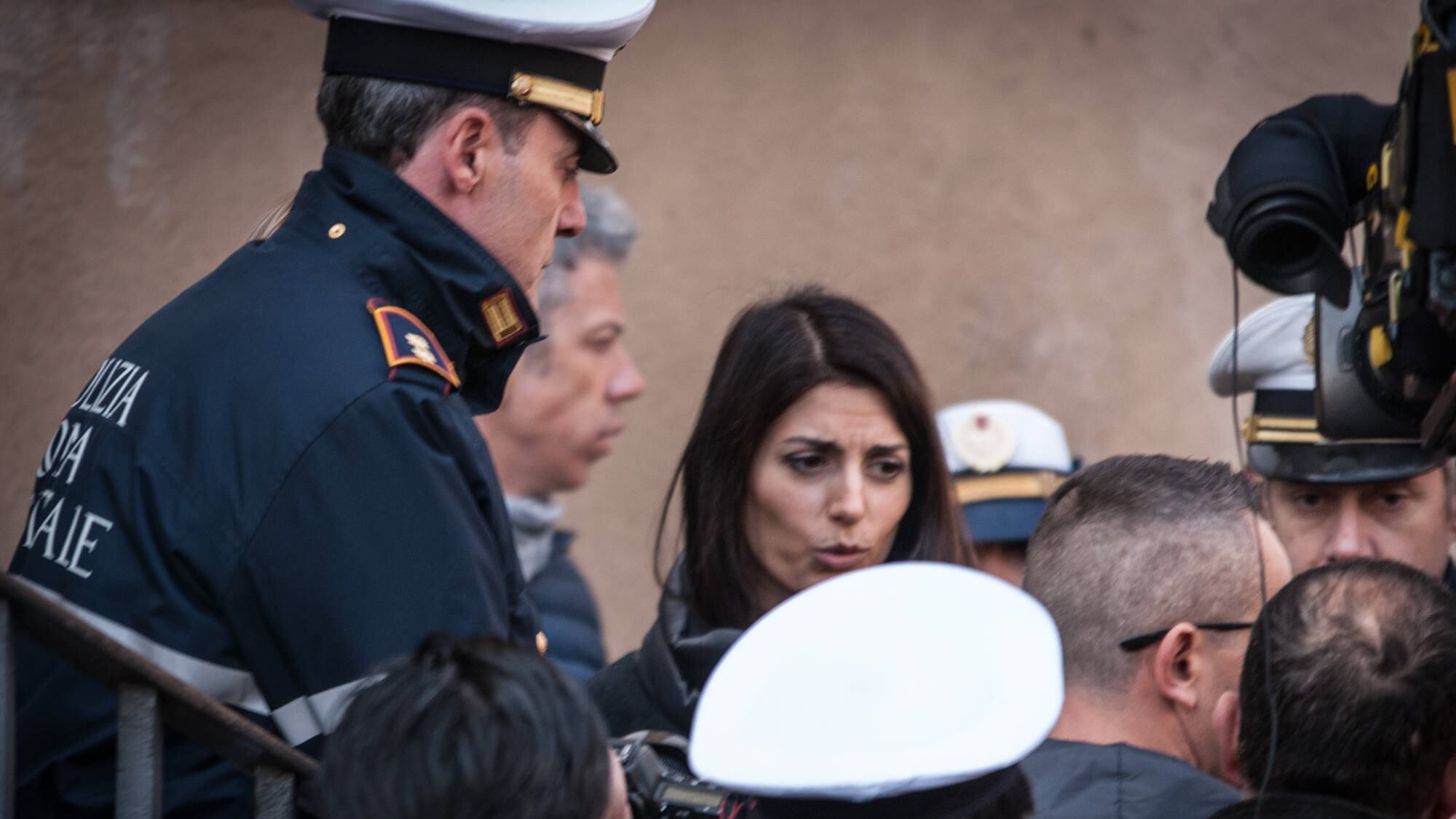 Berdini fa resistenza ma la Raggi non ci sta: "Ho finito la pazienza"
