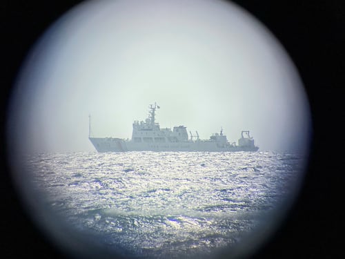 Droni giganti e sottomarini senza equipaggio: ecco la nave madre con cui la Cina vuole dominare i mari