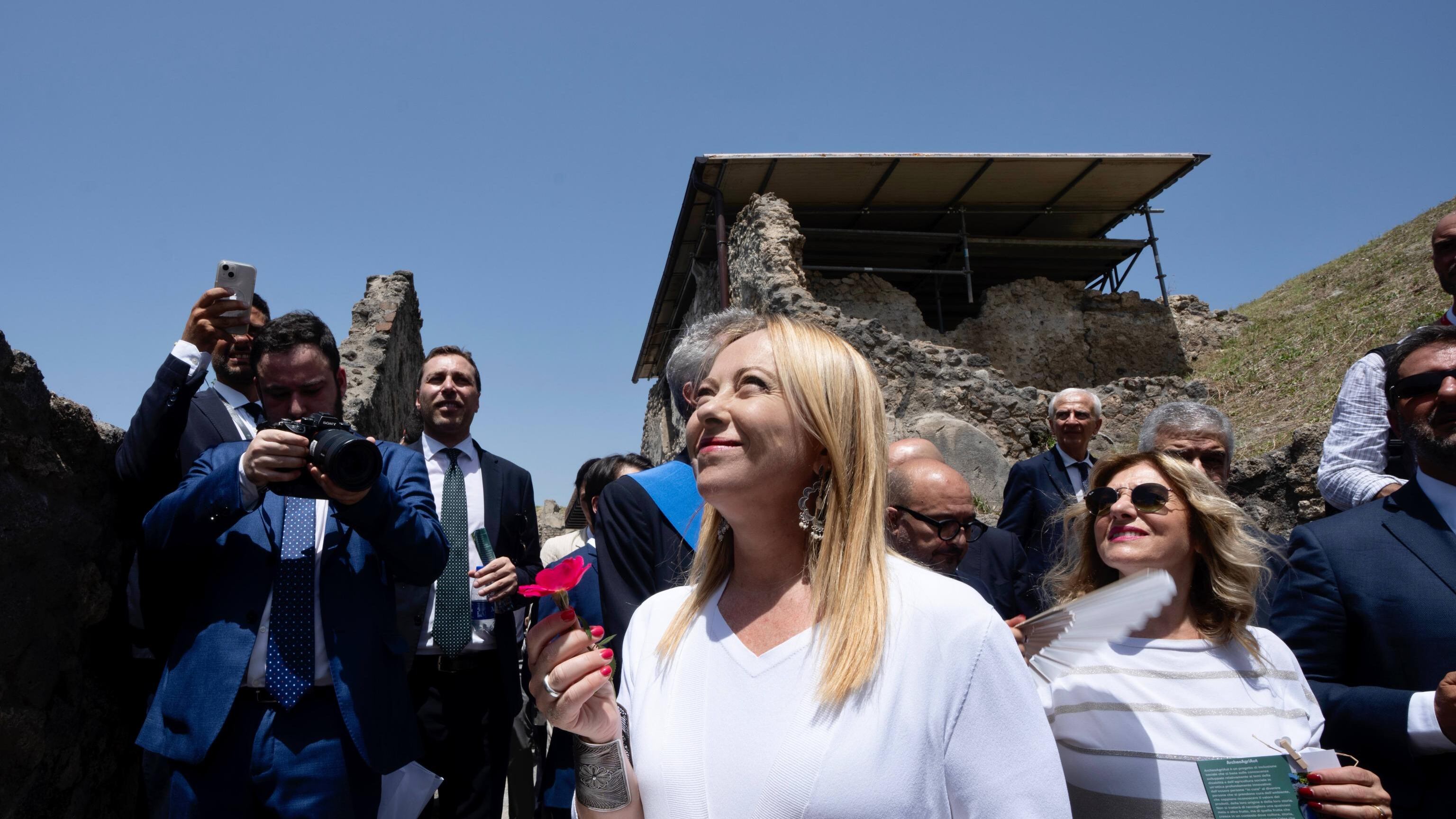 "Moderati e riformisti". Quella gamba centrista che guarda alla Meloni