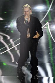 Sanremo 2024: ecco il look della terza serata del Festival de Il Tre 4