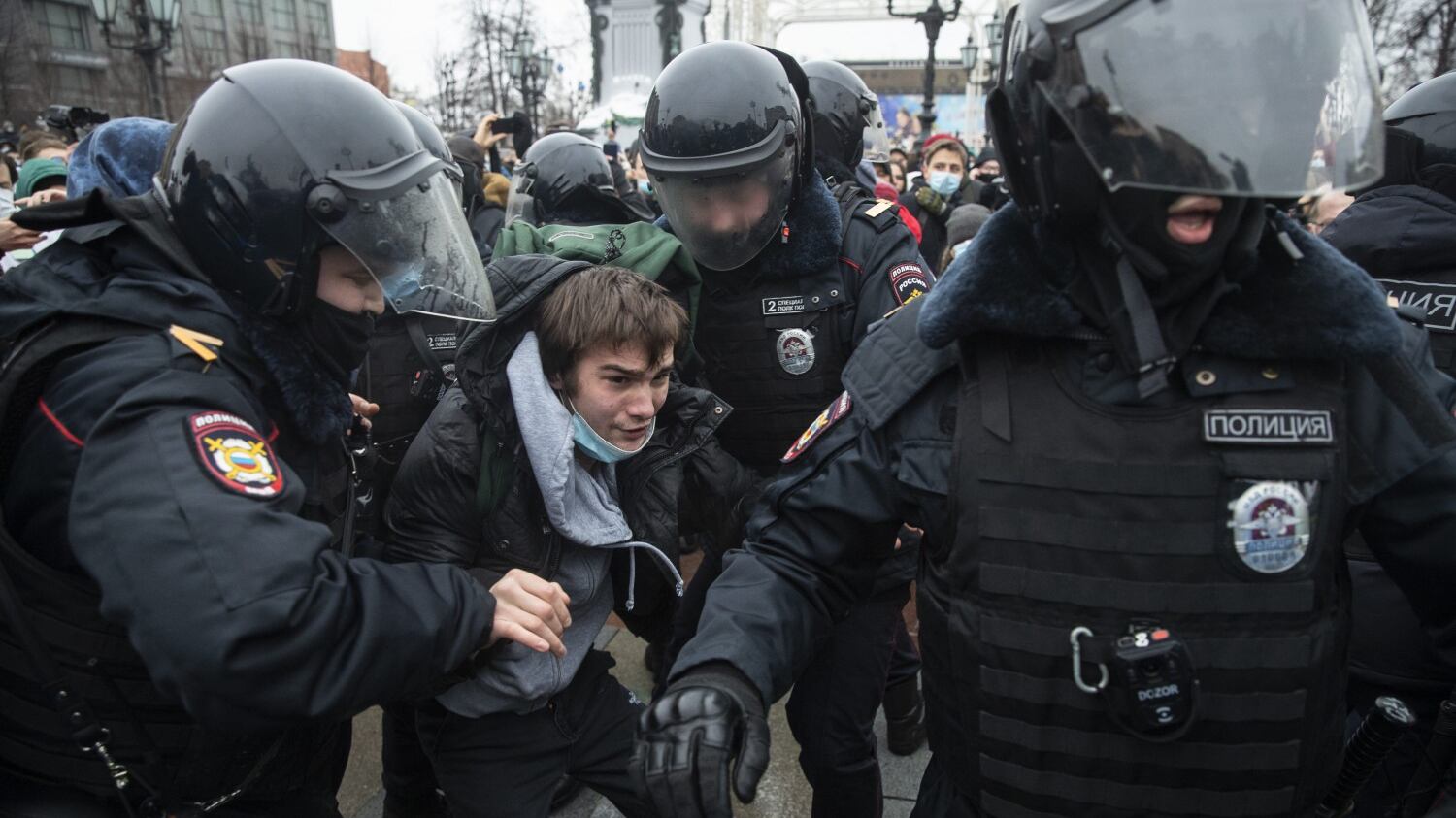 Navalny spaventa Putin con l'armata dei 200mila. Il Cremlino contro Biden