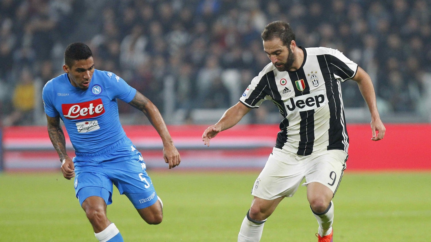 Higuain fa male al Napoli: la Juventus si impone 2-1 allo Stadium