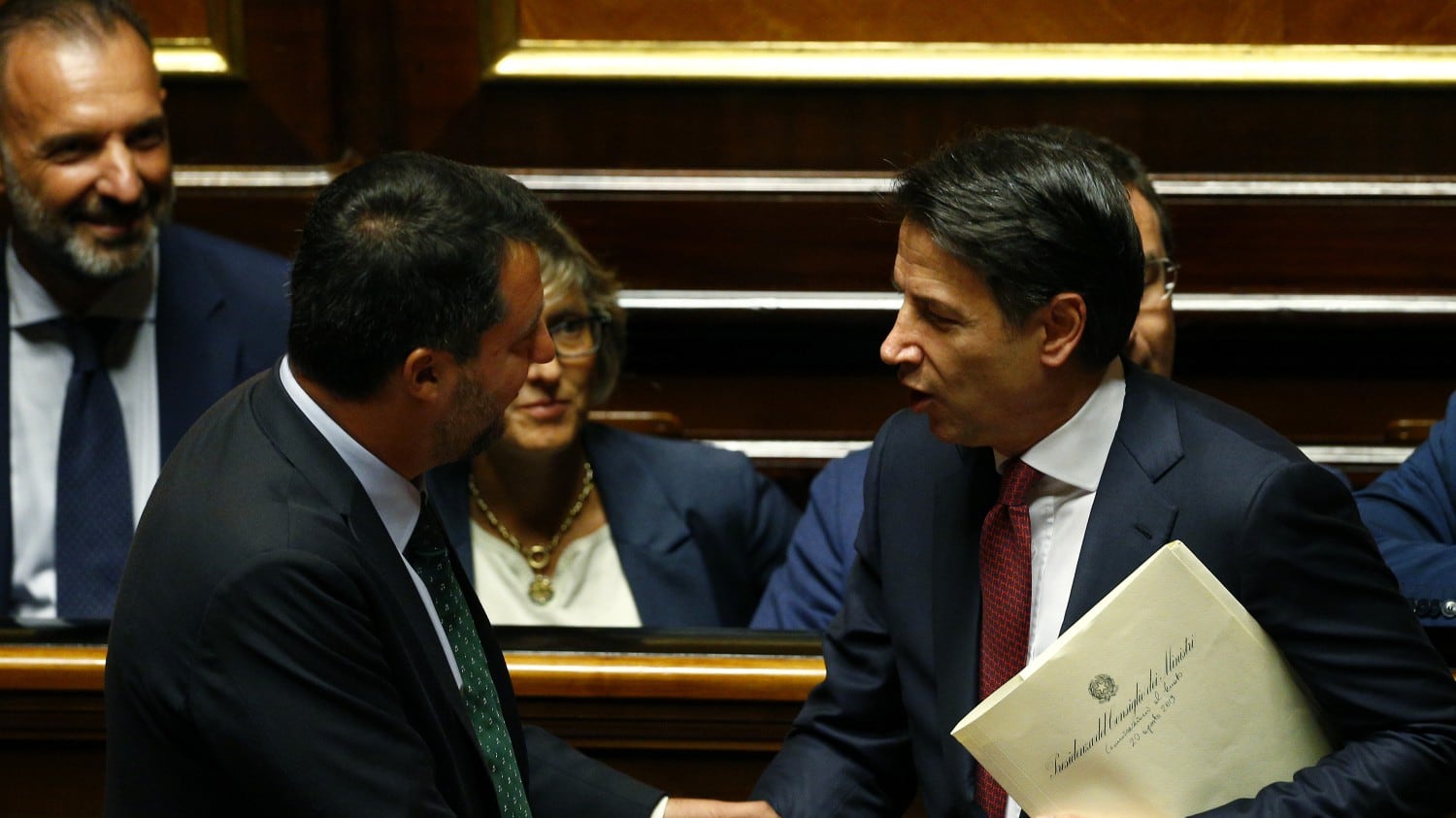 Crisi di nervi sul Salva-Stati Il premier querela Salvini