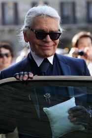  Karl Lagerfeld addio al celebre stilista tedesco  4