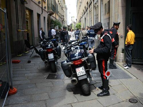 Terrore nelle strade del lusso «Urla e bombe, come un film»