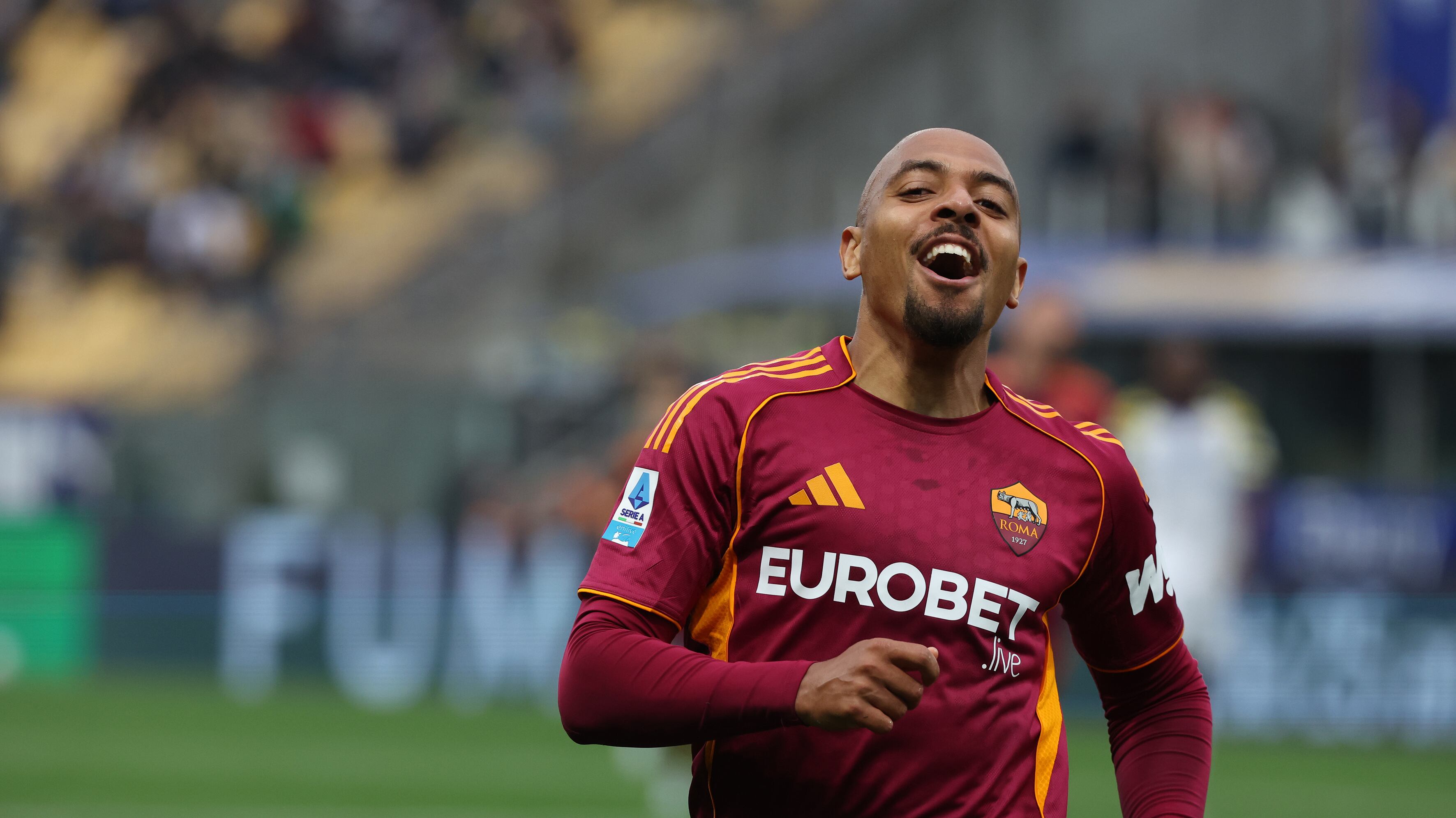 Roma, rimonta nel recupero con un Malen da record. Ma Dybala annuncia l'addio