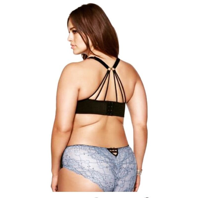 Ashley Graham: la sexy modella curvy 13