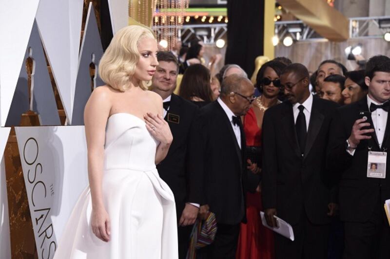 Lady Gaga agli Oscar 2016: foto 2