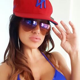 Marika Fruscio, bikini mozzafiato 6