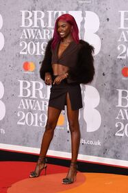  BRIT Awards 2019: gli abiti più belli 7