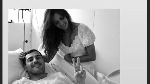 Iker Casillas in ospedale, la moglie Sara corre da lui