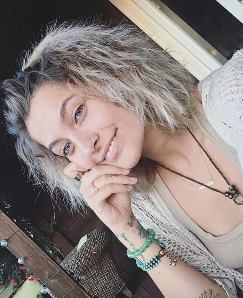 Paris Jackson in topless su Instagram 9