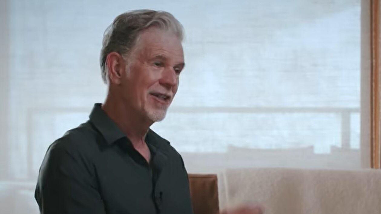 Terremoto Netflix, il cofondatore Reed Hastings lascia il timone: crollano le azioni