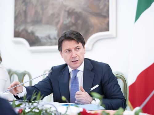 "A settembre un Recovery Plan italiano": l'informativa di Conte alla Camera