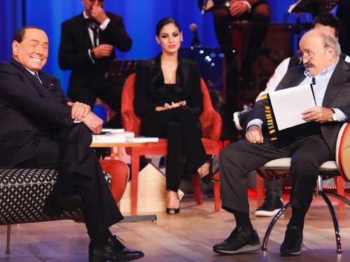 Berlusconi: "Caso Ilva ora si risolve con i soldi di tutti noi? Con FI siamo contrari"