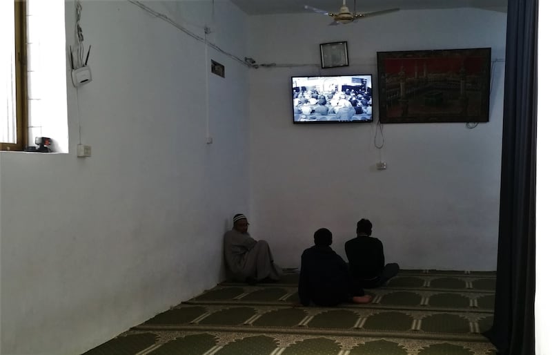 Continua la protesta dei musulmani contro la chiusura delle moschee 6