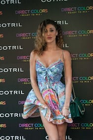 Belen Rodriguez hot, colpa del vento 15