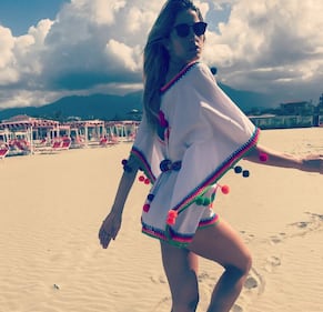 Elena Santarelli sexy a Formentera 12