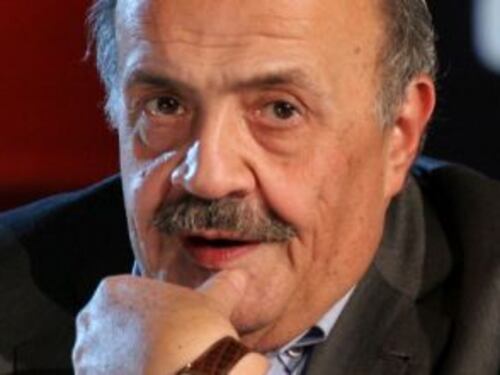 Perego, Maurizio Costanzo: "C'è altro dietro lo stop"