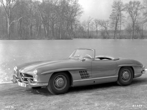 Auto e Moto d’Epoca, così le auto fanno ancora sognare