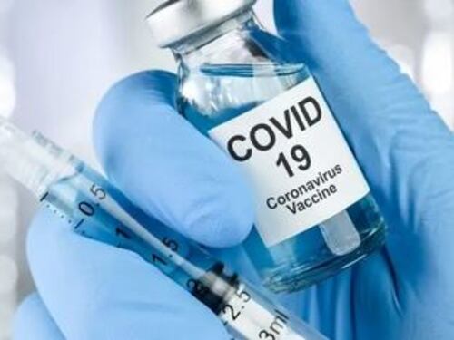 Vaccino? "No ai malati Covid: hanno già anticorpi naturali"
