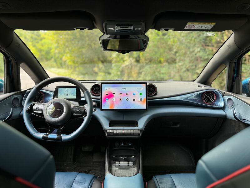 BYD Dolphin: guarda la gallery dell'elettrica economica e ben rifinita 12