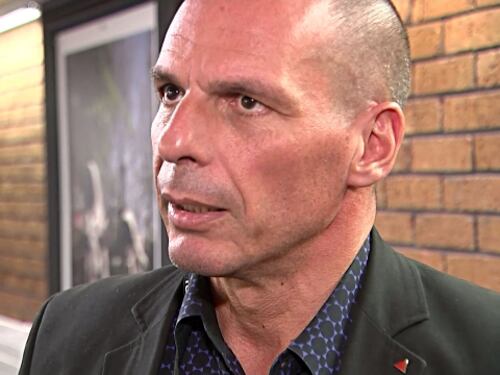 Varoufakis contro Salvini "Più pericoloso di Renzi, porta Italia fuori da euro"