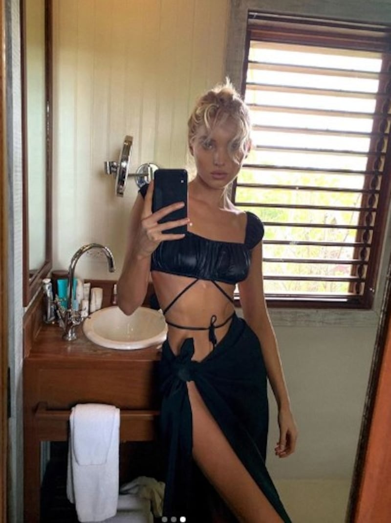 Elsa Hoskm le foto hot 7