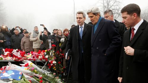John Kerry al Maidan di Kiev 1