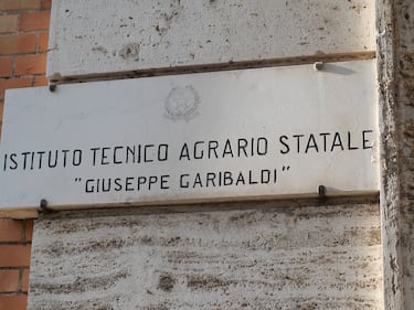 La visita del ministro Lollobrigida all'Istituto Agrario Garibaldi di Roma 8